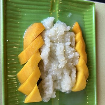 Thai Grata - Sweet Sticky Rice With Mango. - Thai Near Me - San Jose, California
