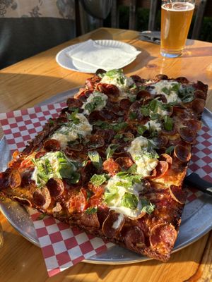 Prettyboy Pizza by null