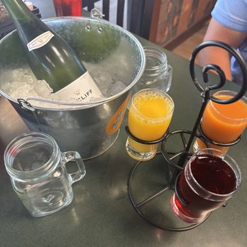 Egg Works - Mimosas - Breakfast & Brunch Near Me - Las Vegas, Nevada Egg Works - Mimosas - Breakfast & Brunch Near Me - Las Vegas, Nevada
