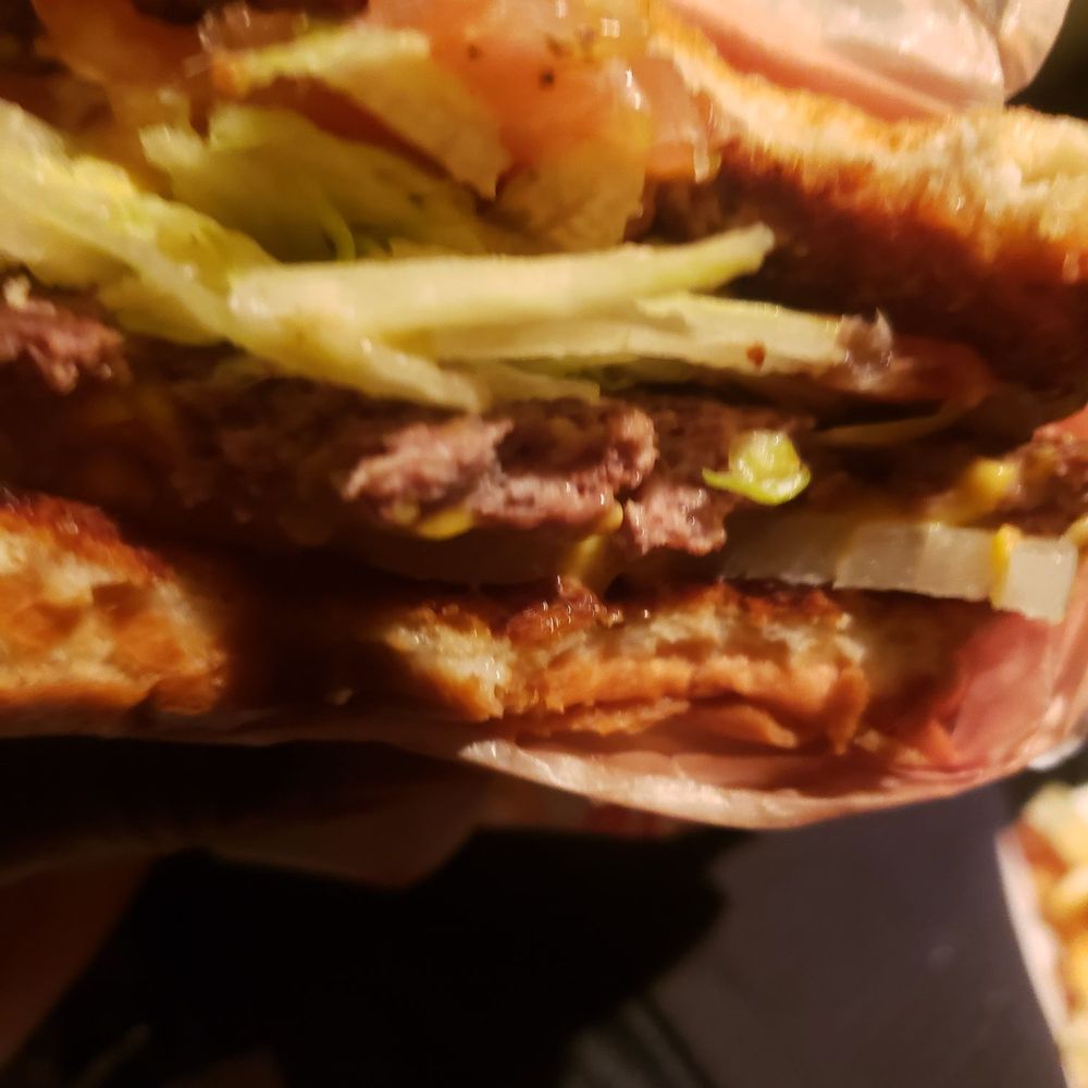 In-N-Out Burger - Lack of double onion - Burgers Near Me - Palmdale, California In-N-Out Burger - Lack of double onion - Burgers Near Me - Palmdale, California