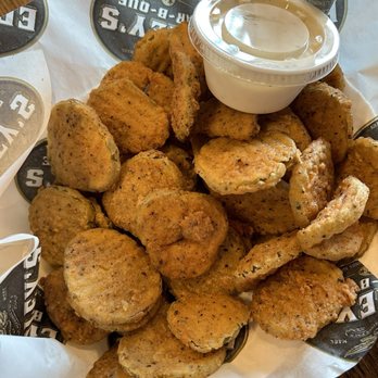 Edley's Bar-B-Que - Fried Pickles - Barbeque Near Me - Franklin, Tennessee