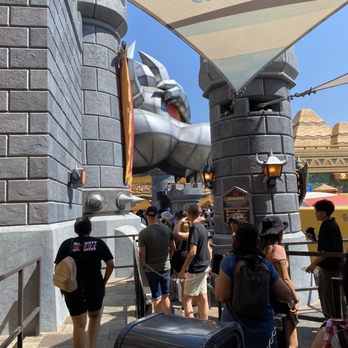 Mario Kart Bowsers Challenge - Amusement Parks Near Me - Universal City, California Mario Kart Bowsers Challenge - Amusement Parks Near Me - Universal City, California
