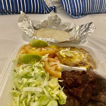 Papagayos - Carne Asada Plate (GUAC included) - Mexican Near Me - Lake Arrowhead, California
