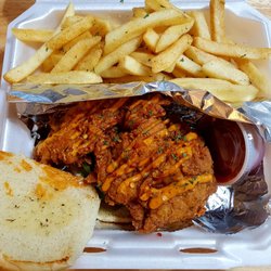Chef Nat's Kitchen - Fried chicken sandwich