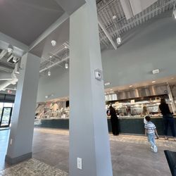 Dimassi's Mediterranean Buffet - Food bar