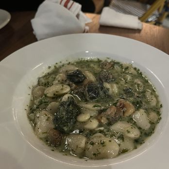 Cassis - French Near Me - Milwaukee, Wisconsin