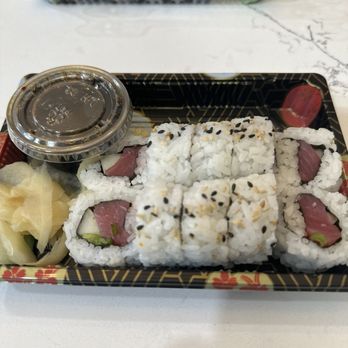 Keys Wok N’ Roll - Spicy Tuna Roll - Thai Near Me - Key Largo, Florida