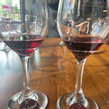 Engine 8 Urban Winery - Cabernet Sauvignon and Malbec flight testers - Desserts Near Me - Sparks, Nevada Engine 8 Urban Winery - Cabernet Sauvignon and Malbec flight testers - Desserts Near Me - Sparks, Nevada