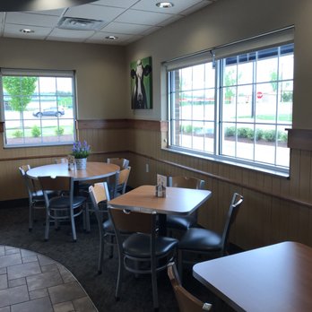 Culver's - Dining area - Burgers Near Me - Charlotte, North Carolina Culver's - Dining area - Burgers Near Me - Charlotte, North Carolina