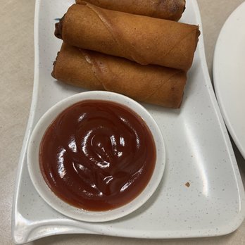 QQ Kitchen - Spring rolls served with ketchup - Taiwanese Near Me - Temple City, California QQ Kitchen - Spring rolls served with ketchup - Taiwanese Near Me - Temple City, California