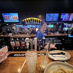 Tully's Good Times - Liverpool - Originally sitting at bar for morning/afternoon games 10/27/24