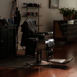 Frontier Barber & Company