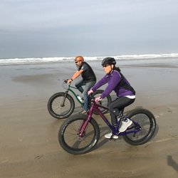 Bike Newport - Roll'n Fatties in Newport!