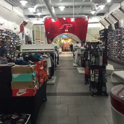 Shoe Palace