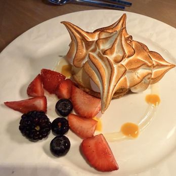 Boatyard - Key Lime Baked Alaska - New American Near Me - Fort Lauderdale, Florida