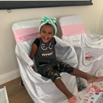 Girly Girl Spa - Pedicure of my 2-year old - Party & Event Planning Near Me Girly Girl Spa - Pedicure of my 2-year old - Party & Event Planning Near Me