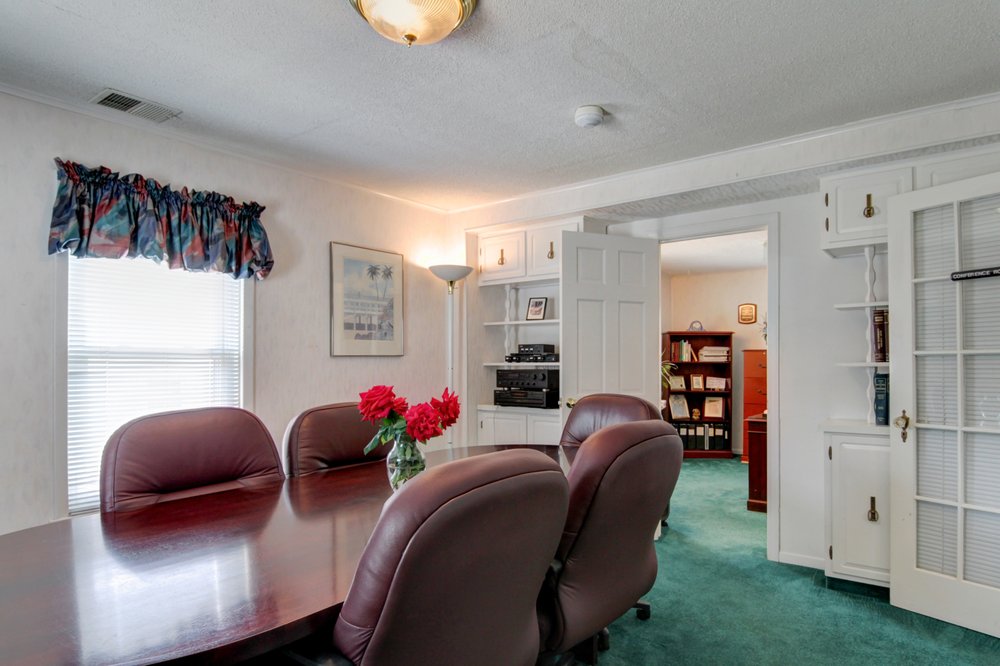 d'Oliveira & Associates - disability attorney in East Providence, RI