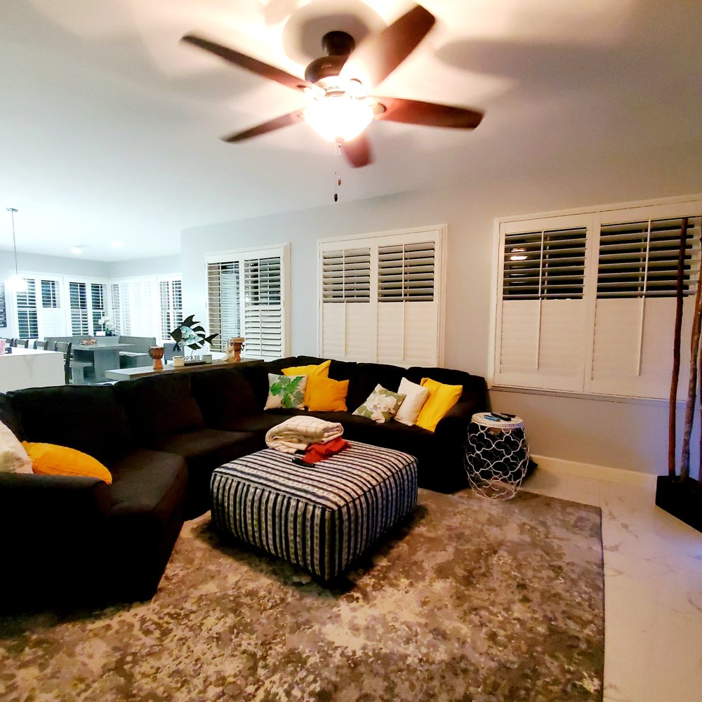 living room in Hoakalei