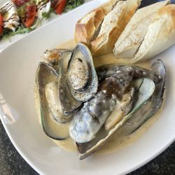Portofino's Ristorante Italiano - Mussels in Cream sauce