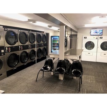 Basilone Coin Wash Laundry - Clean & updated, efficient machines, fair price, table space to fold & organize clothes, free WiFi & flat screen. Definitely recommend! - Laundromat Near Me - Zelienople, Pennsylvania