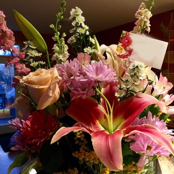 East Side Florist - Wow! The bouquet they put together for an ill friend was stunning. All I asked for was something cheery and they took it from there. - Florists Near Me - Chicago, Illinois