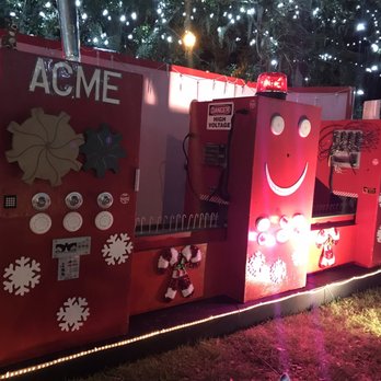 McCarty Park - Cool animated candy cane machine - Parks Near Me - Tallahassee, Florida