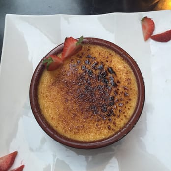 Le Chat Perché - Apricot crème brûlée- so delicious! - Mediterranean Near Me - Montpellier, 34 Le Chat Perché - Apricot crème brûlée- so delicious! - Mediterranean Near Me - Montpellier, 34