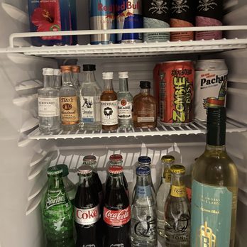 Bottleworks Hotel - Great selections in the min bar - Hotels Near Me - Indianapolis, Indiana