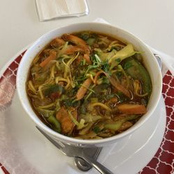 Niagara Tandoori Hut - Chicken Thukpa