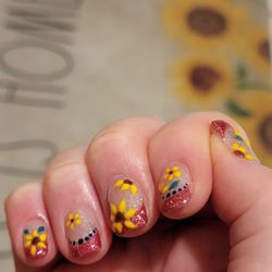 I absolutely adore the staff at highland nails. Always kind and welcoming. Cindy did an amazing job on this set. Thank you Ladies