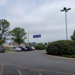 PennDOT Driver License Center - Sign & parking lot