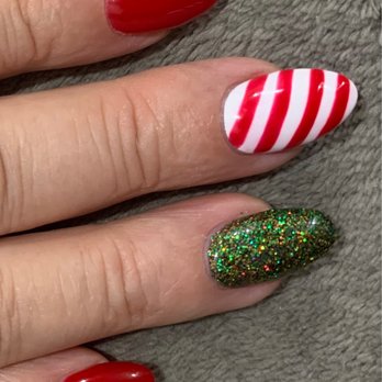 Chloe Nails - Lynh work in my Mom's acrylic nails and she's very happy - Nail Salons Near Me - Lomita, California