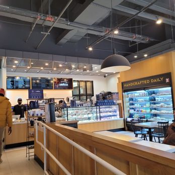Paris Baguette - Inside part 1 - Bakeries Near Me - Queens, New York Paris Baguette - Inside part 1 - Bakeries Near Me - Queens, New York