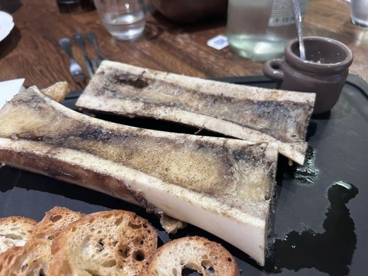 Le Louvre Ripaille by null