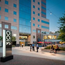 Passport and Visa Online - 3100 Clarendon Blvd - Building entrance!