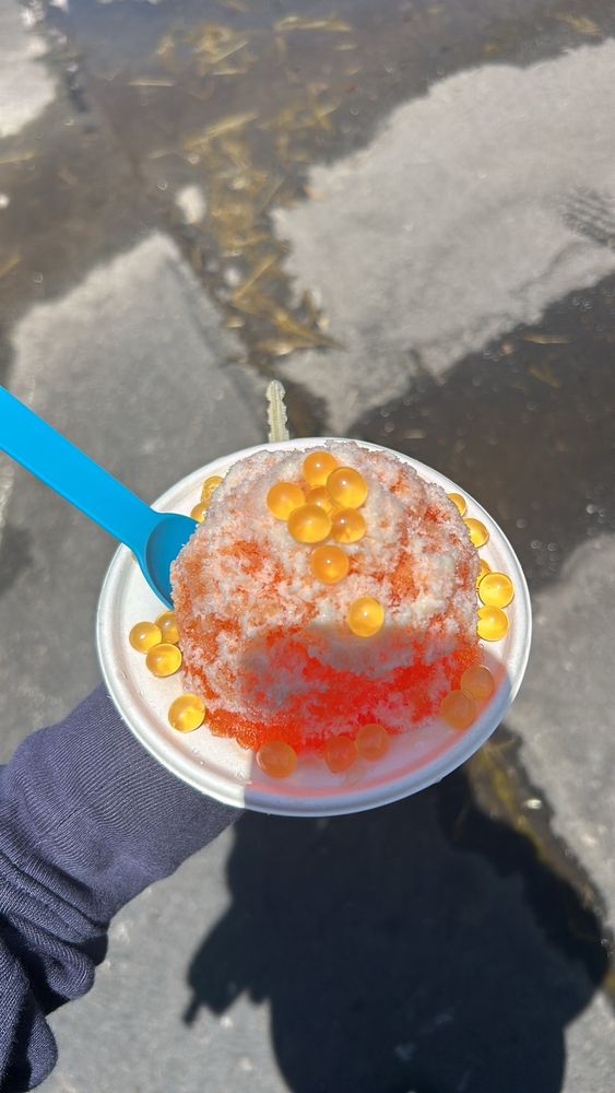 Chilljoy Frozen Treatery Logo