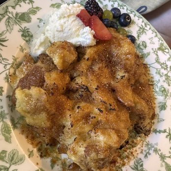 C'est La Vie Bistro - French toast - French Near Me - Northborough, Massachusetts C'est La Vie Bistro - French toast - French Near Me - Northborough, Massachusetts