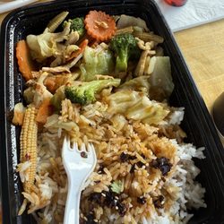 Buriram Bites - Chicken stir fry vegetables