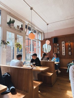 Elephant & Castle Temple Bar by null