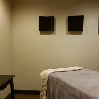 Elite Massage Therapy - Treatment room. - Massage Therapy Near Me - Mc Lean, Virginia