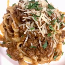 Villa Napoli - Fettuccini Alla Bolognese