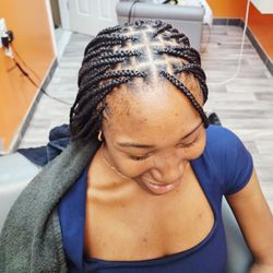 Knotless braids