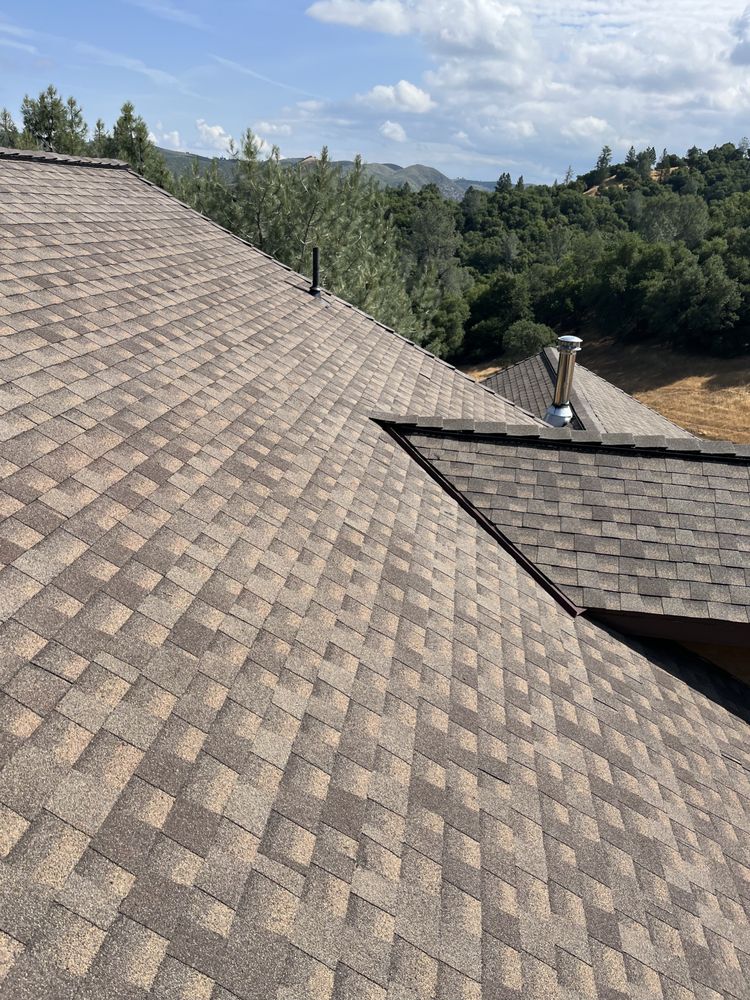 Slide of Epperlys Roofing and Removal