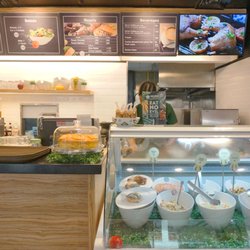 MUNCH Roasts & Salads