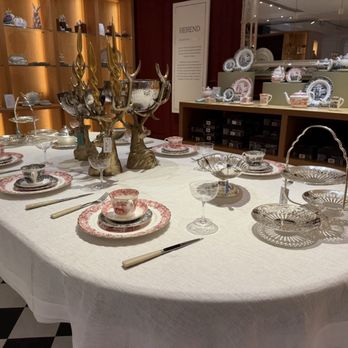 Fortnum & Mason - Place settings. - Accessories Near Me - London, XGL Fortnum & Mason - Place settings. - Accessories Near Me - London, XGL