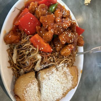 Dragon Fort Restaurant - Chinese Near Me - Abbotsford, British Columbia Dragon Fort Restaurant - Chinese Near Me - Abbotsford, British Columbia