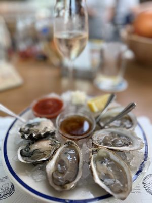 Clark's Oyster Bar - Montecito by null