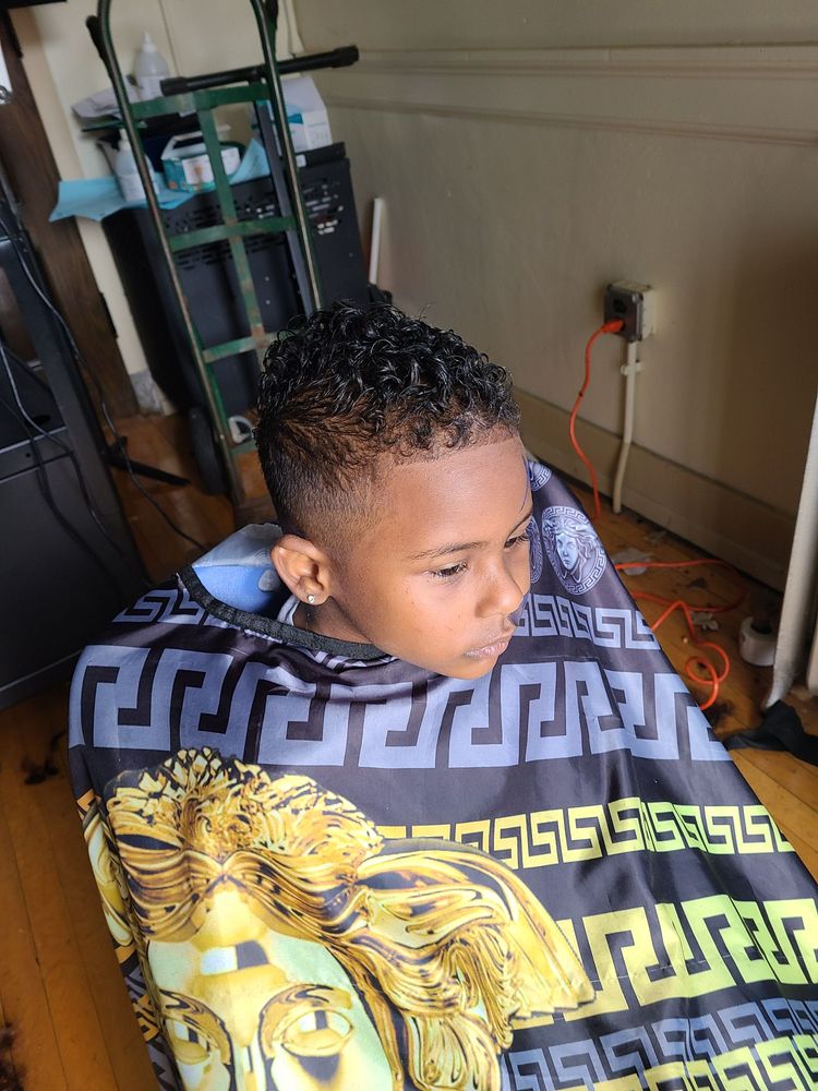Urbancuts Barbershop Logo