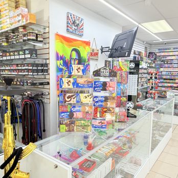 X Smoke Shop - Vape Shops Near Me - Richardson, Texas X Smoke Shop - Vape Shops Near Me - Richardson, Texas