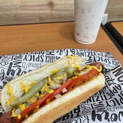Papa Dogs Taphouse & Deli  - Chicago dog & banana pudding shake